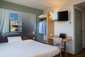 B&B Hotel LES HERBIERS