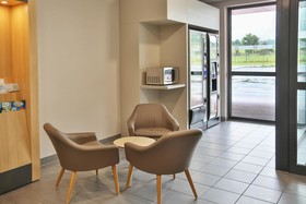 B&B Hotel LES HERBIERS