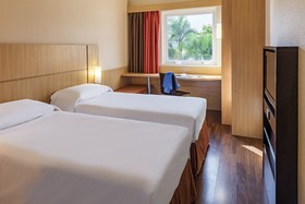 Hôtel ibis Nantes Centre Tour Bretagne