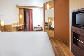 Hôtel ibis Nantes Centre Tour Bretagne