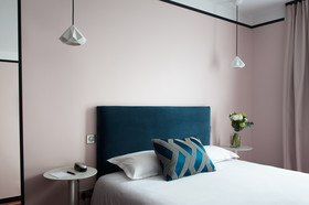 L'Hotel