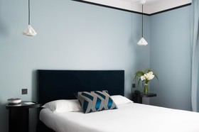 L'Hotel