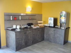 Hotel The Originals Le Mans Sud
