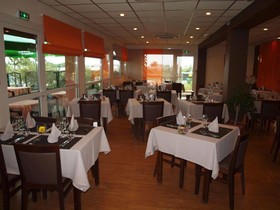 Brit Hotel Les Evens