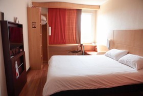 ibis Albert