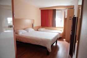 ibis Albert