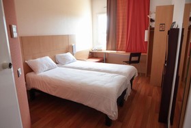 ibis Albert