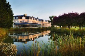Mercure Chantilly Resort & Conventions