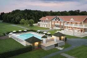 Mercure Chantilly Resort & Conventions