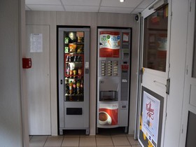 Première Classe Creil - Villers Saint Paul