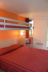 Première Classe Creil - Villers Saint Paul