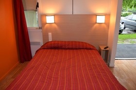 Première Classe Creil - Villers Saint Paul