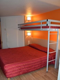 Première Classe Creil - Villers Saint Paul
