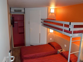 Première Classe Creil - Villers Saint Paul