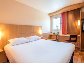 Hôtel ibis Château-Thierry