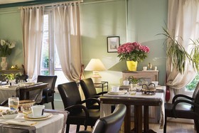 Hipotel Hostellerie Du Lys