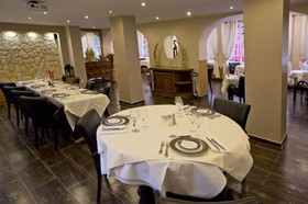 Hipotel Hostellerie Du Lys