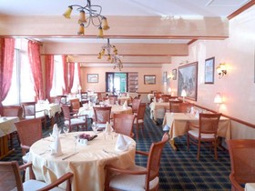 Hotel & Restaurant Le Cardinal
