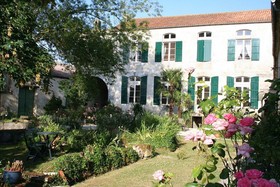Domaine De Chantageasse