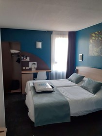 Hotel Kyriad Niort