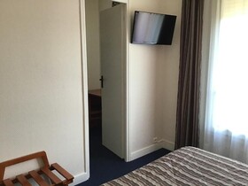Brit Europ Hotel