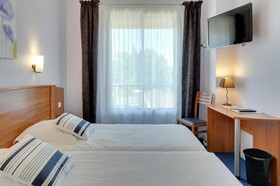 Brit Europ Hotel