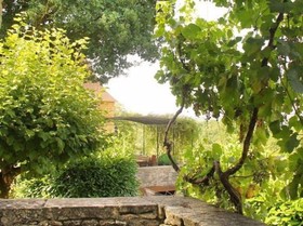 Chambre Dhôtes La Rossillonie