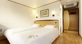 Ampaline Boulazac Hotel