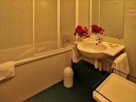 Hotel Le Lion D'Or