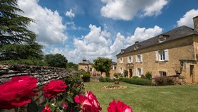 Les Charmes De Carlucet