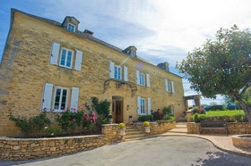 Les Charmes De Carlucet