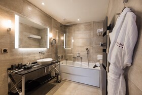 Le Petit Manoir