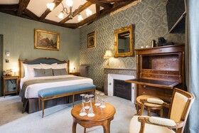 Le Petit Manoir