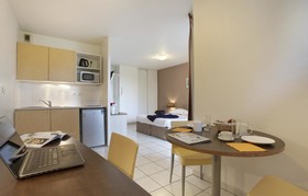 Odalys City Apart'hotel Le Clos de la Chartreuse