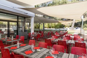 Mercure Aix-en-Prov. La Duranne Gare