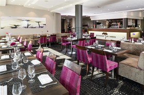 Mercure Aix-en-Prov. La Duranne Gare