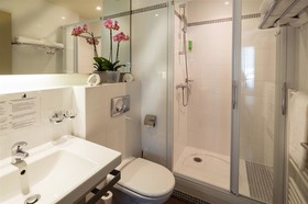 Mercure Aix-en-Prov. La Duranne Gare
