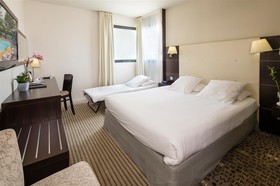 Mercure Aix-en-Prov. La Duranne Gare
