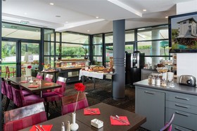 Mercure Aix-en-Prov. La Duranne Gare