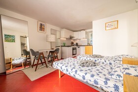 Catherine Studios