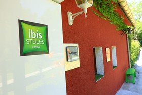 ibis Styles Aix en Provence Mas des Oliviers