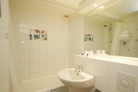 ibis Styles Aix en Provence Mas des Oliviers