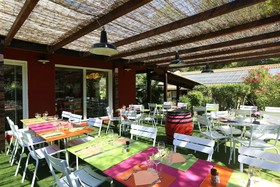 ibis Styles Aix en Provence Mas des Oliviers