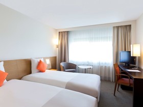 Novotel Aix-en-Provence Beaumanoir Les 3-Sautets