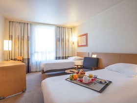 Novotel Aix-en-Provence Beaumanoir Les 3-Sautets