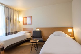 Novotel Aix-en-Provence Beaumanoir Les 3-Sautets
