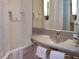 Novotel Aix-en-Provence Beaumanoir Les 3-Sautets
