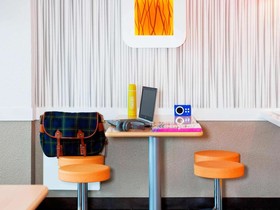 First Inn Hotel