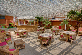 Hôtel Arles Plaza