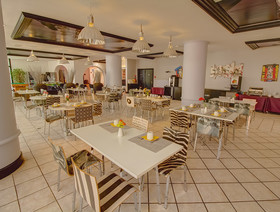 Hôtel Arles Plaza